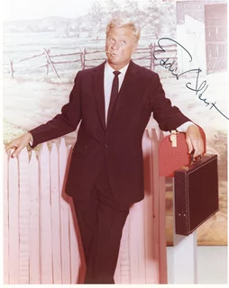 Eddie Albert autograph