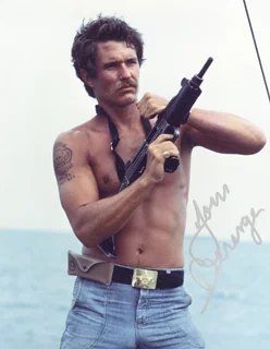 Tom Berenger autograph