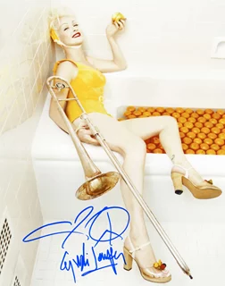 Cyndi Lauper autograph