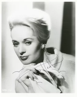 Tippi Hedren autograph