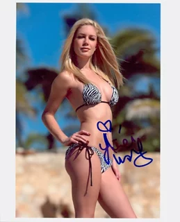 Heidi Montag autograph
