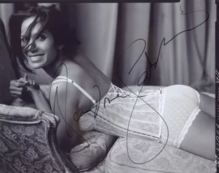 Padma Lakshmi autograph