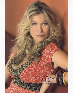 Sonya Walger autograph