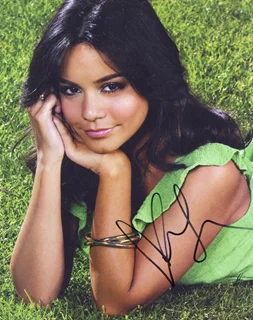 Vanessa Hudgens autograph