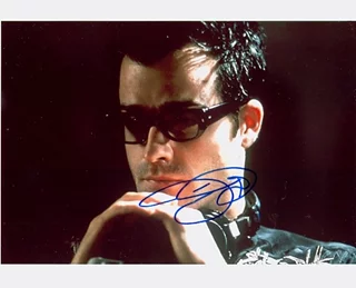 Justin Theroux autograph