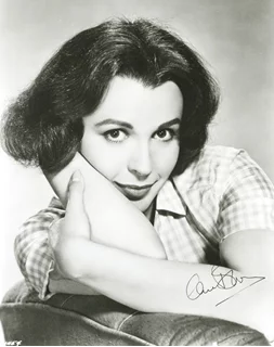 Claire Bloom autograph
