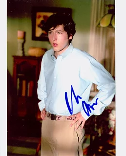 Chris Marquette autograph