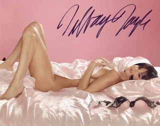 Tiffany Taylor autograph