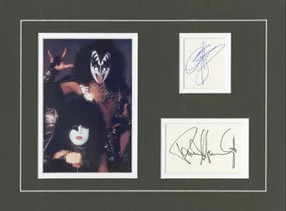 Kiss autograph