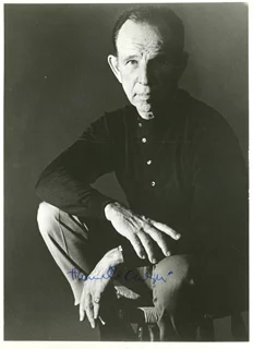 Hume Cronyn autograph