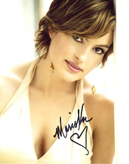 Mariska Hargitay autograph