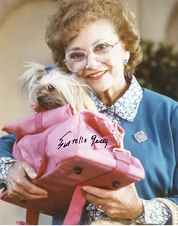 Estelle Getty autograph