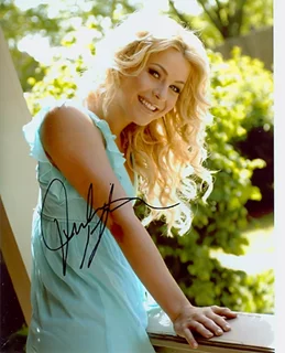 Julianne Hough autograph