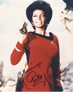 Nichelle Nichols autograph