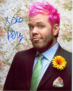Perez Hilton autograph