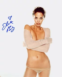 Elizabeth Berkley autograph