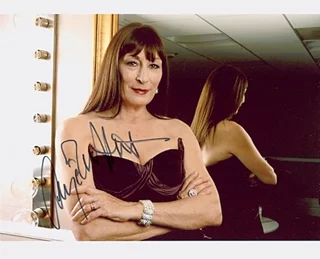 Anjelica Huston autograph