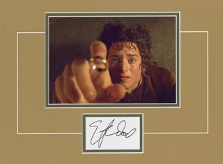 Elijah Wood autograph