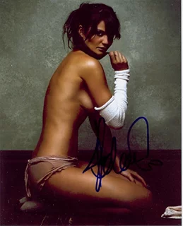 Helena Christensen autograph