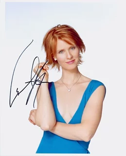 Cynthia Nixon autograph