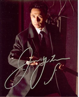 James Kyson Lee autograph