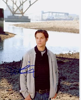 Logan Marshall-Green autograph