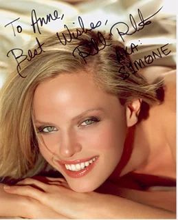 Rachel Roberts autograph