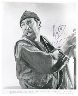 Anthony Quinn autograph