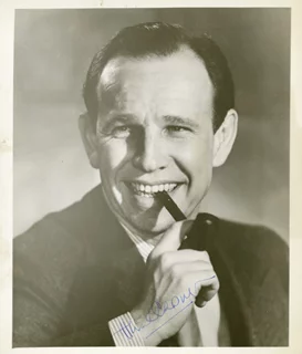 Hume Cronyn autograph