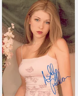Ashley Peldon autograph