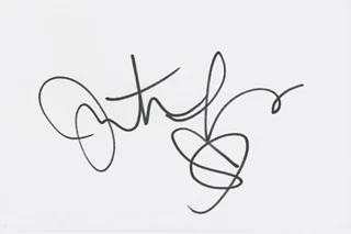 Juliette Lewis autograph