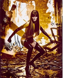 Malin Akerman autograph