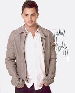 Penn Badgley autograph