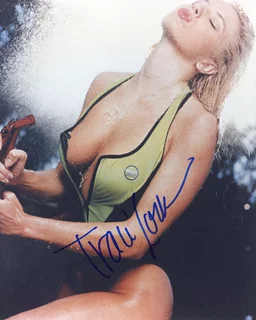 Traci Lords autograph