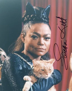 Eartha Kitt autograph