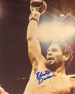 Roberto Duran autograph