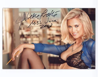 Juliette Frette autograph