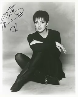 Liza Minnelli autograph