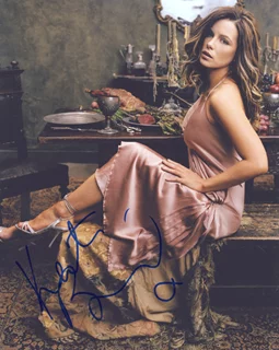 Kate Beckinsale autograph