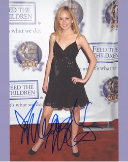 Meaghan Jette Martin autograph