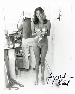 Jacqueline Bisset autograph