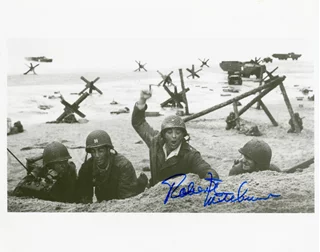 Robert Mitchum autograph