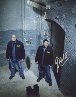 Ghost Hunters autograph