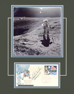 Charlie Duke autograph