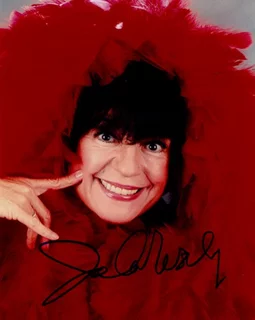 Jo Anne Worley autograph
