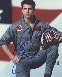 Tom Cruise autograph