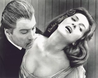 Barbara Shelley autograph