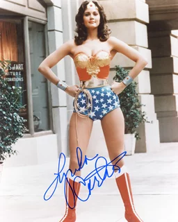 Lynda Carter autograph