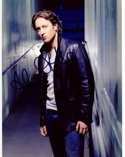 Alex O'Loughlin autograph