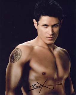 Alex Meraz autograph